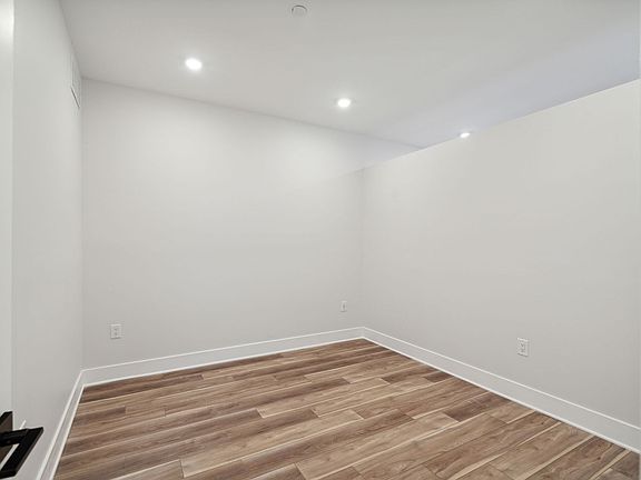 5th image of 862 N 41st St #17424738