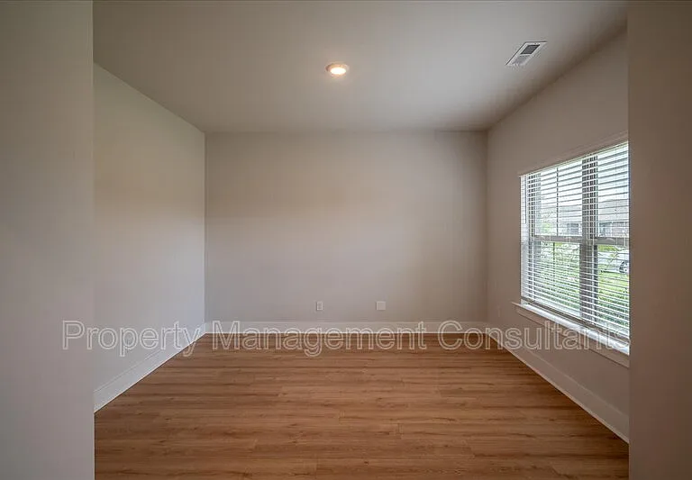 14872 Demarie Ln — Photo 8