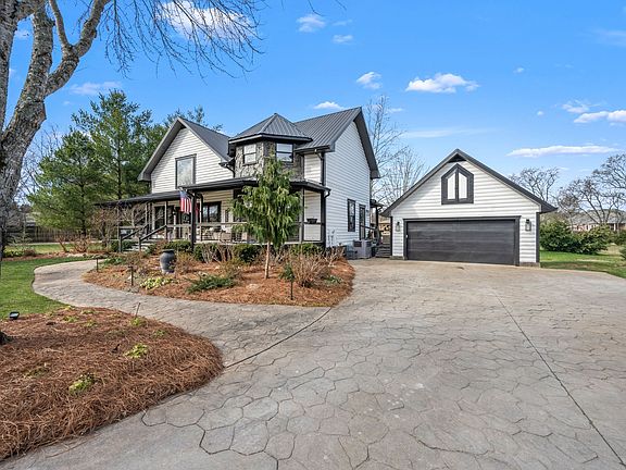 2nd image of 2696 Barfield Rd