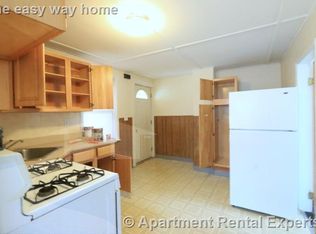37 Jefferson St #1R, Cambridge, MA 02141
