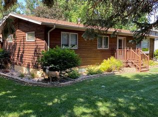 300 E 14th Ave, Mitchell, SD 57301