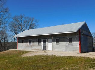 240 Lake Valley Dr, Seymour, MO 65746