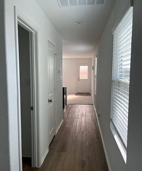 484 Marty Allen Loop — Photo 1