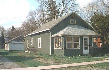 1st image of 212 W Edgerton St