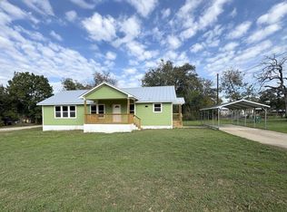 102 Terral Ct, Cameron, TX 76520