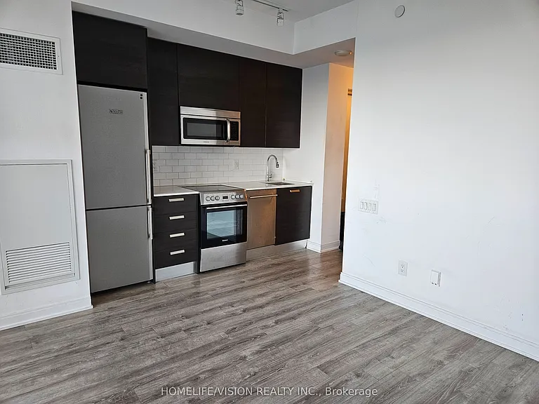 42 Charles St E #4207 — Photo 3