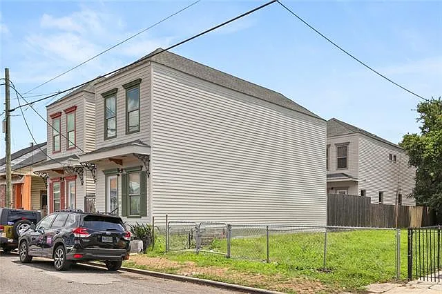 2 bed, 2.5 bath, 1175 sqft, $1,900 — Photo 2