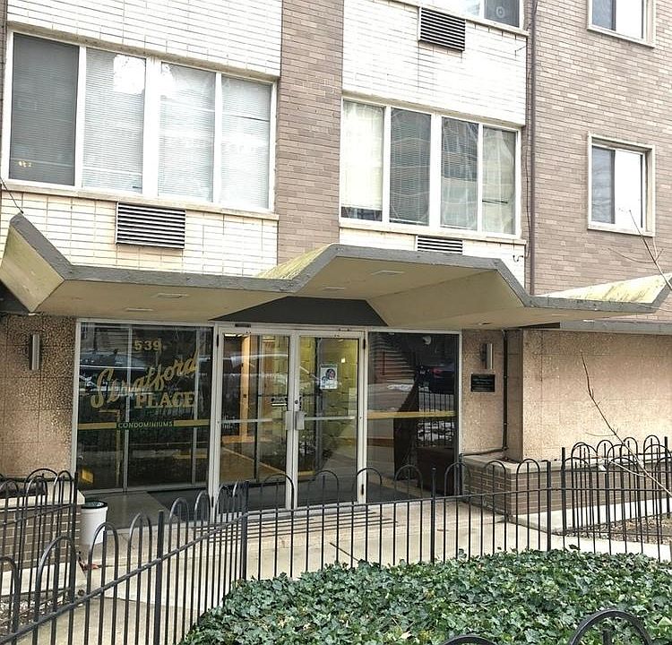1st image of 539 W Stratford Pl APT 502