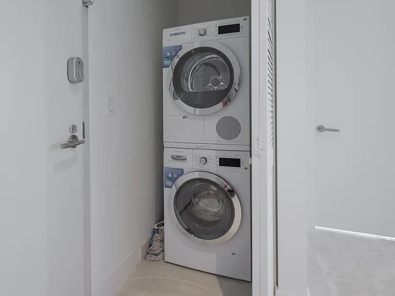 Washer/Dryer