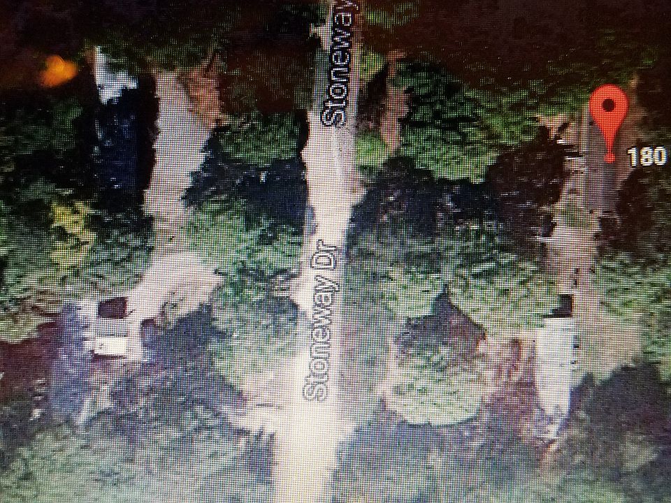 2nd image of 180 Stoneway Dr
