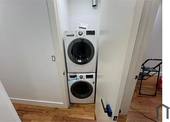 838 Freeman St #1 — Photo 6