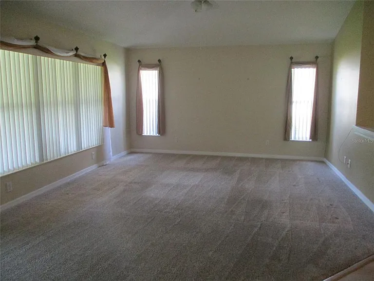 1256 Corinth Greens Dr — Photo 5