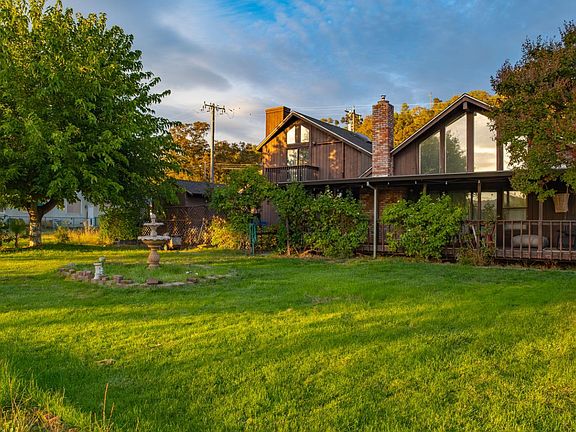 2nd image of 18279 Hidden Valley Road