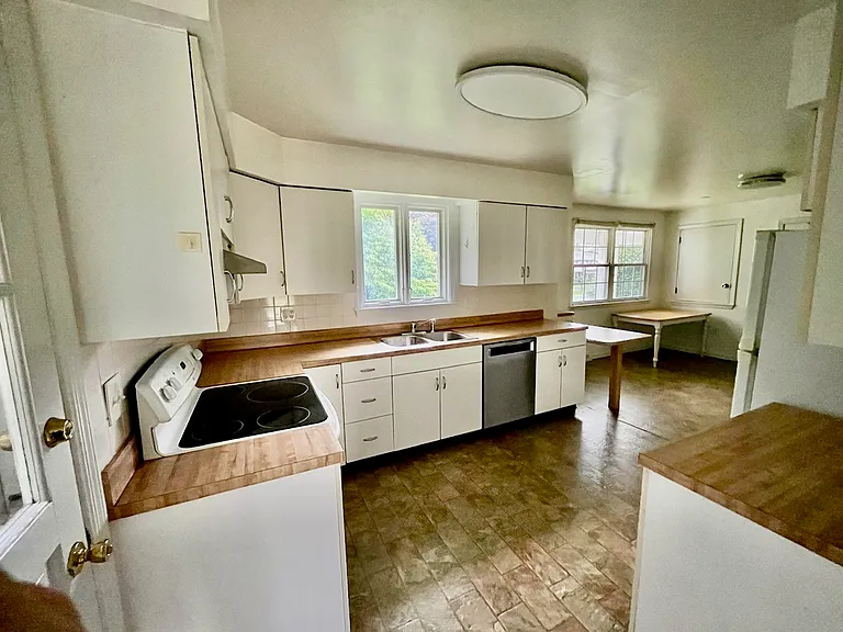 3106 Hearthstone Rd — Photo 10