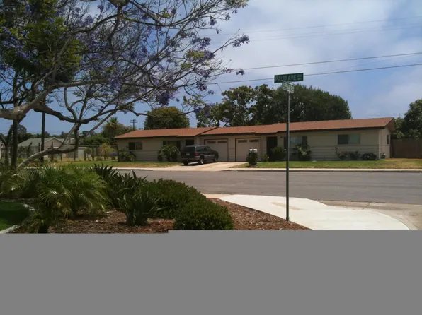 825 Palm Ave, Carlsbad, CA 92008