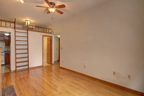 Rented by Guidance Realty Corp. | media 4