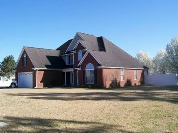 500 Red Fox Rd, Havelock, NC 28532