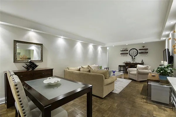 Sold by William Raveis Real Estate | media 12