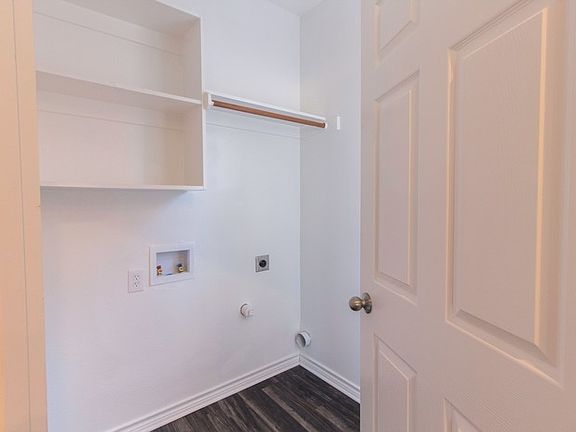 5th image of 2801 Montell Ct