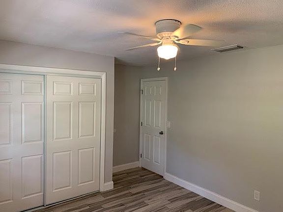 4th image of 4734 Normandy Dr APT C
