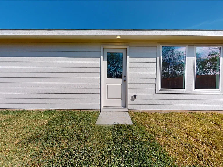 1634 Birch Wood Dr — Photo 21