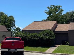 22 Townhouse Ln, Trinity, TX 75862