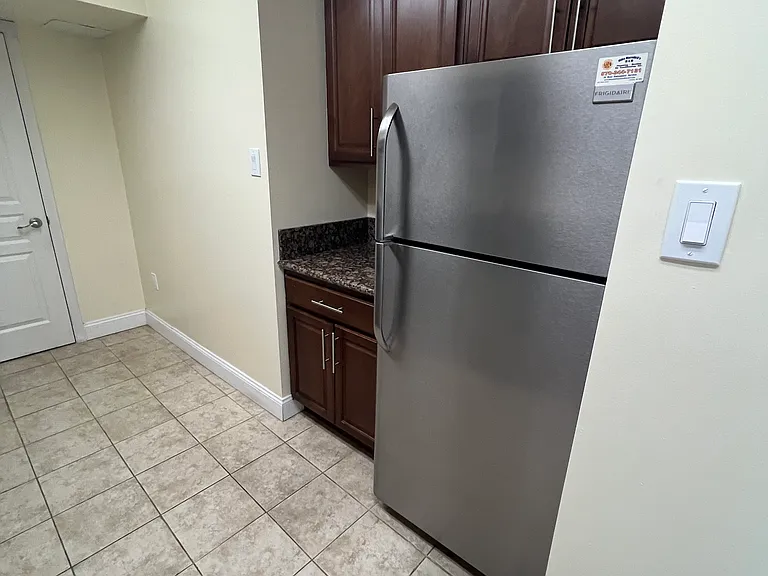 220 Linden St #202 — Photo 5