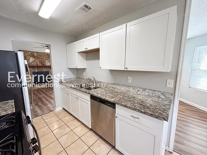 4165 Little Spgs NW — Photo 8