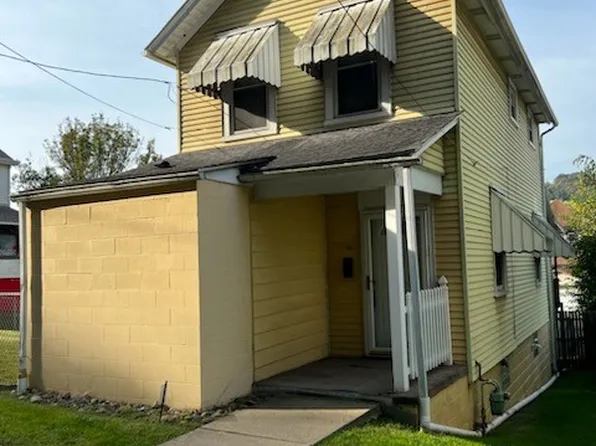 346 9th Ave, New Brighton, PA 15066
