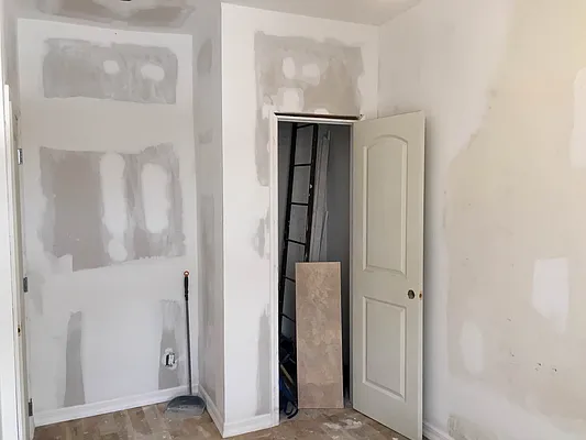 Rented by Voro, LLC | media 30