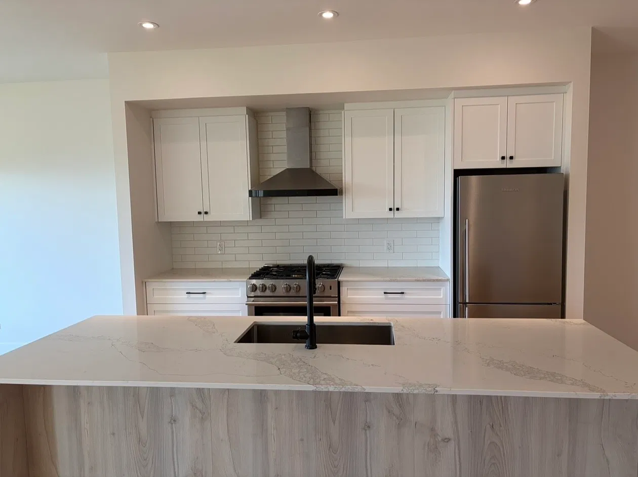 16 - 100 Grange Drive — Photo 3