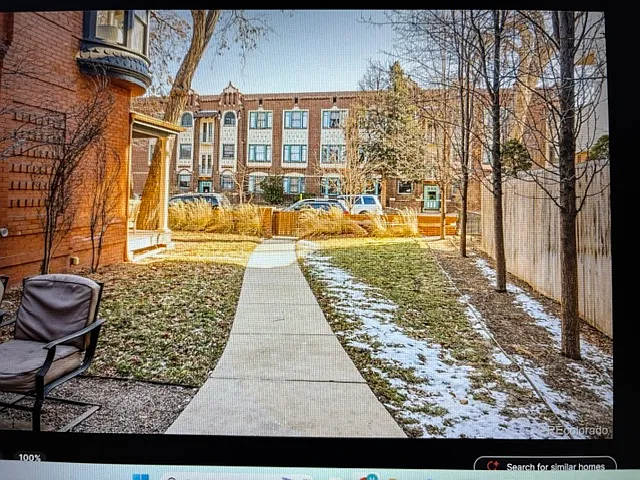 943 N Clarkson St — Photo 2