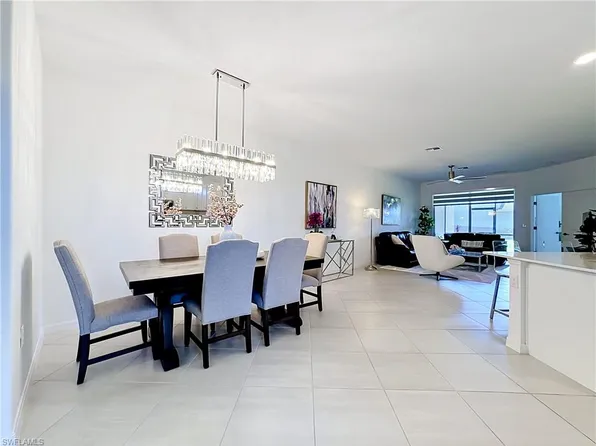 2558 Vine AVE, NAPLES, FL 34120