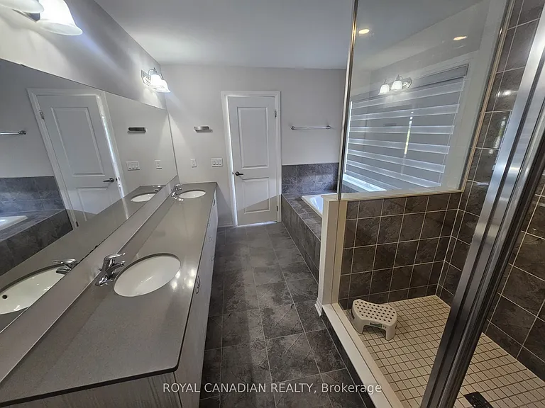 233 Leslie Davis St — Photo 38