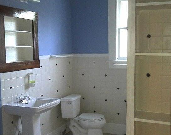 5th image of 2026 Cullen Dr #B