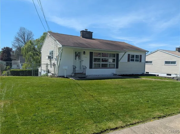 2704 Smith Dr, Endwell, NY 13760