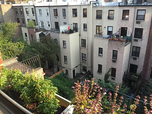 Sold by Real Direct | media 35