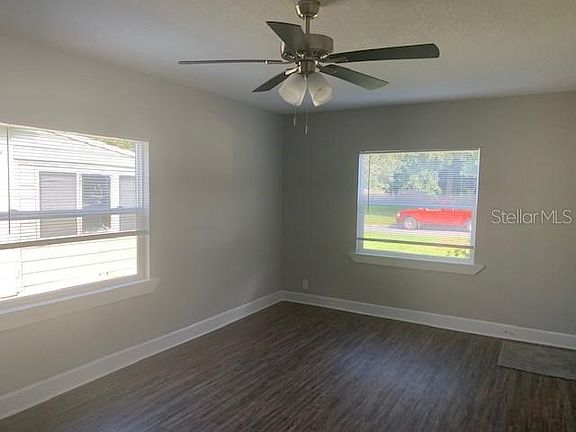 5th image of 1134 Dorothy St