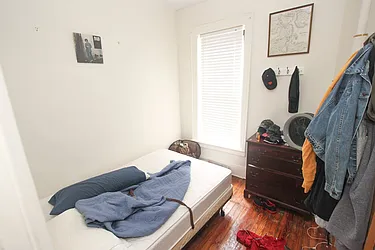 Rented by Jonis Realty