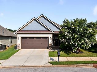 194 Bur Oak Dr, Taylors, SC 29687
