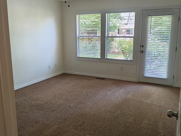 2920 N High Desert Way — Photo 9