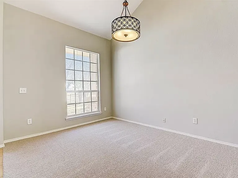 1516 Cedar Brook Ct — Photo 6