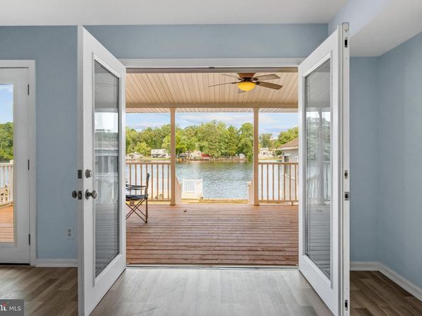 3614 Lakeside Dr