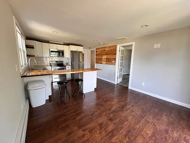 176 Court St #6 — Photo 2