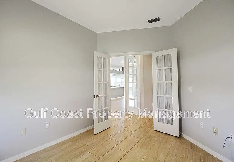 4815 77th St E — Photo 13