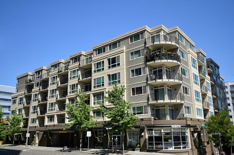 Classy Abella - in the heart of it all. Downtown Bellevue. Need we say more ?