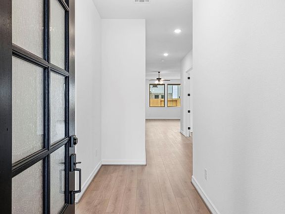 3rd image of 32130 Waterlily View Ct