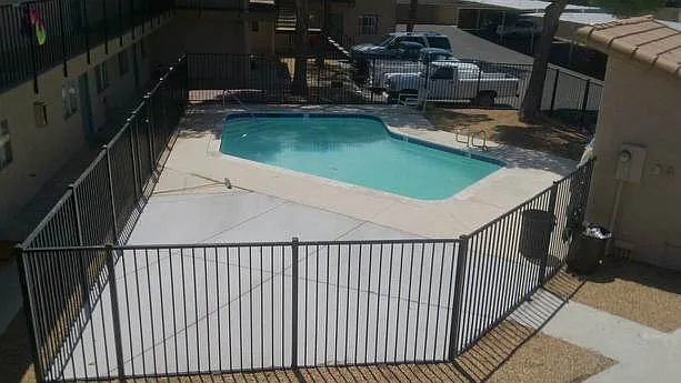 2 bed, 1025 sqft, $1,225 — Photo 1