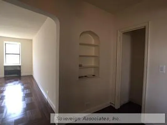 Rented by Sovereign Associates | media 3