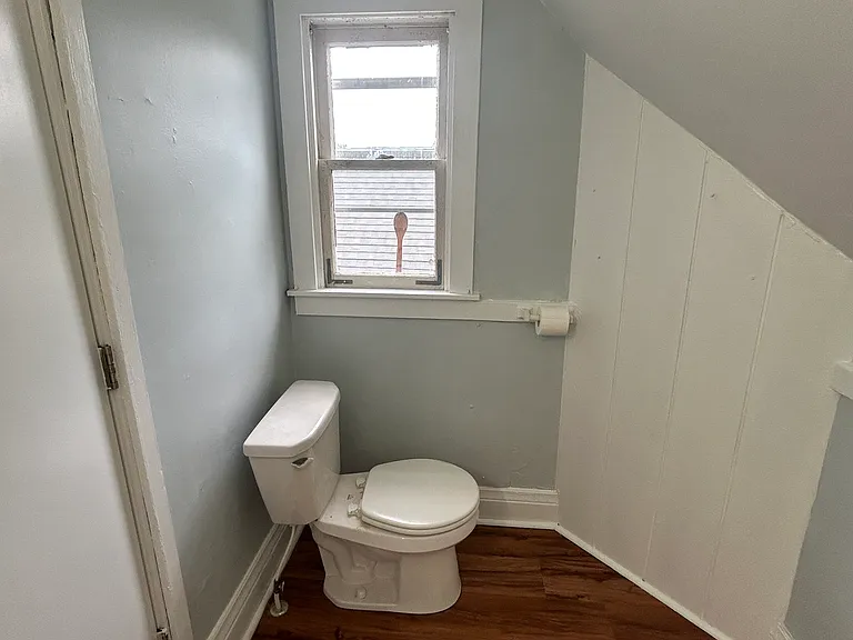 100 S 8th St #2 — Photo 8